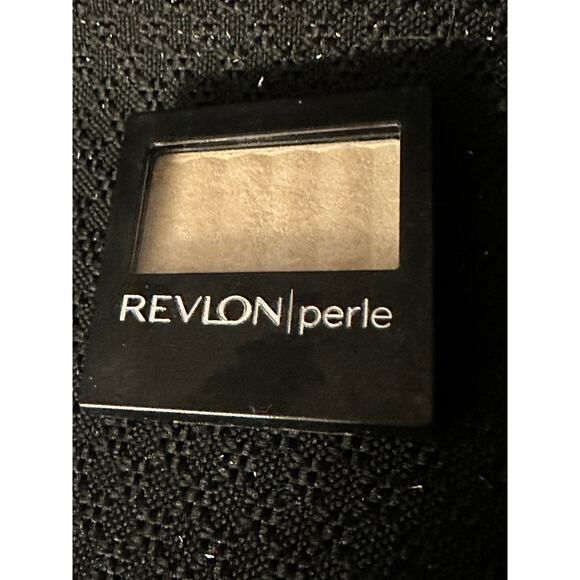 VTG 2009 Revlon Perle eyeshadow Sunlit Sparkle no brush discontinued - Picture 1 of 3